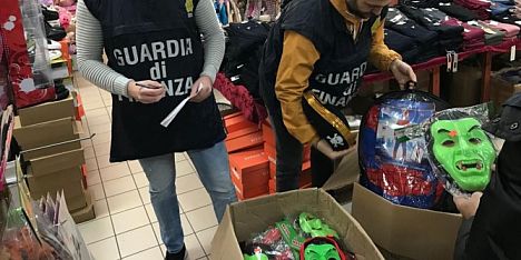 Merce contraffatta e pericolosa: sequestro a Cagliari