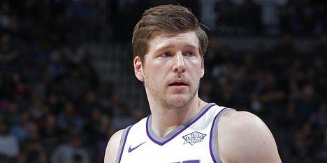 Jack Cooley sotto le plance